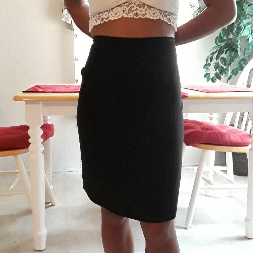 Blk pinstripe pants